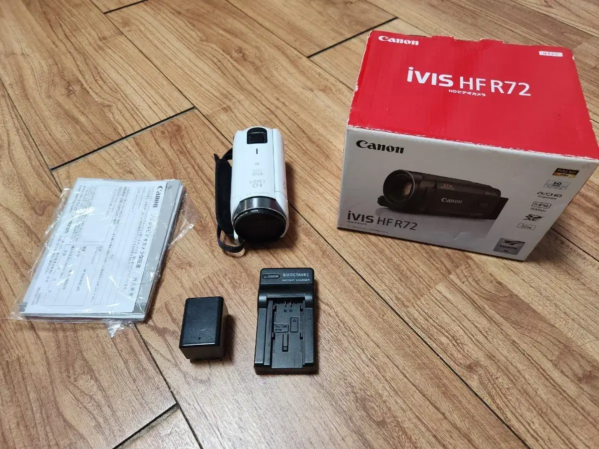 Canon VIXIA HF R700 ビデオカメラ Canon VIXIA HF R700 ビデオカメラ Canon iVIS HF R700 ビデオカメラ